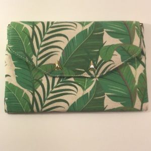 Stella & Dot 🌴 Palm Print Clutch Handbag 📦